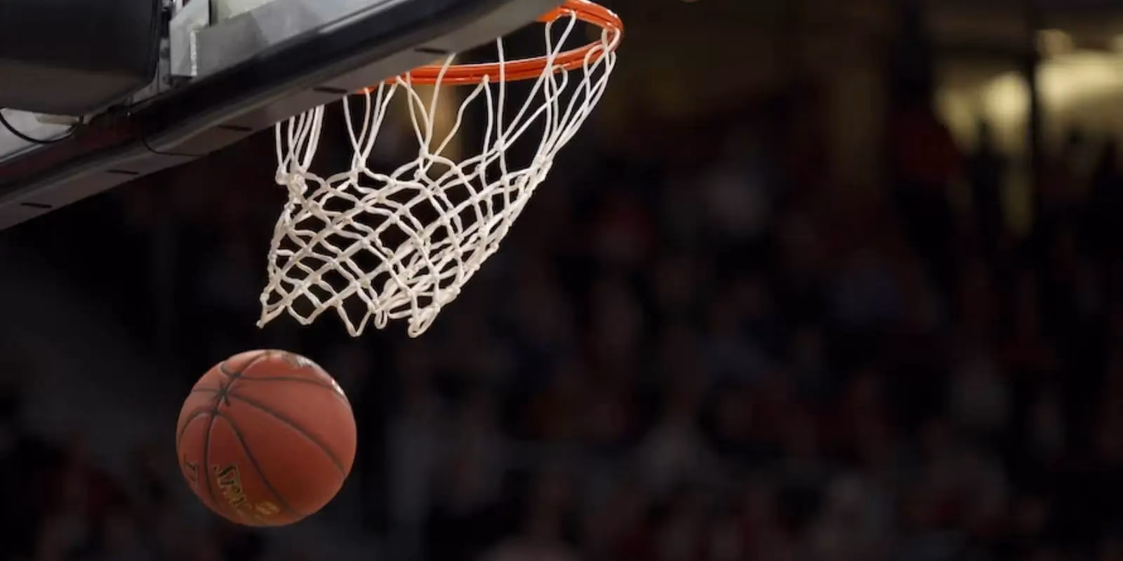 ¿Cómo se le dice a la canasta de básquetbol en inglés?