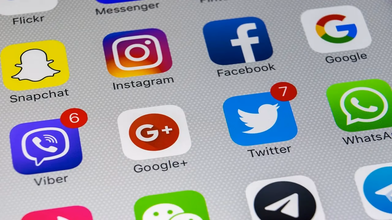 ¿Cómo dices redes sociales en inglés?