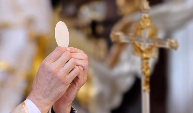 ¿Cómo se dice Primera Comunión?