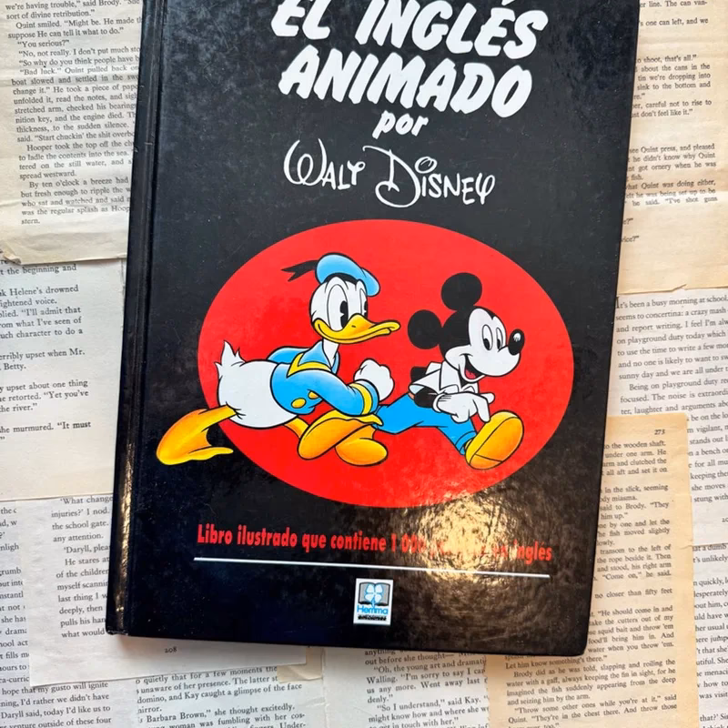 ¿Dónde ver la historia de Walt Disney?