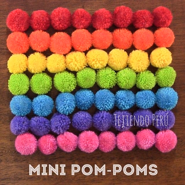 ¿Cómo se llaman los pompones de las porristas en inglés?