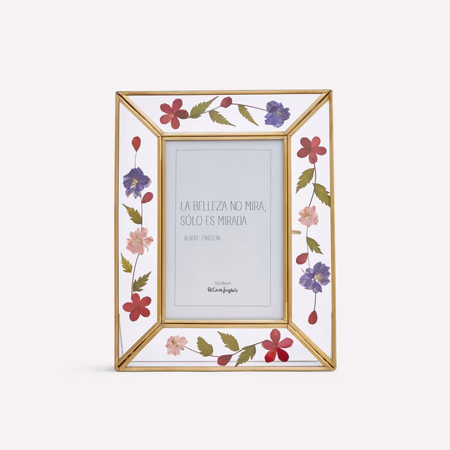 ¿Cómo se dice portaretrato?